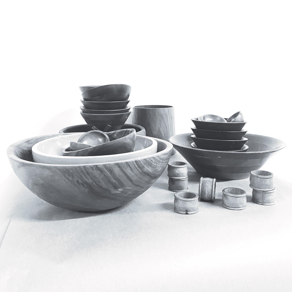 black and white photo of wooden bowls before pendant DIY