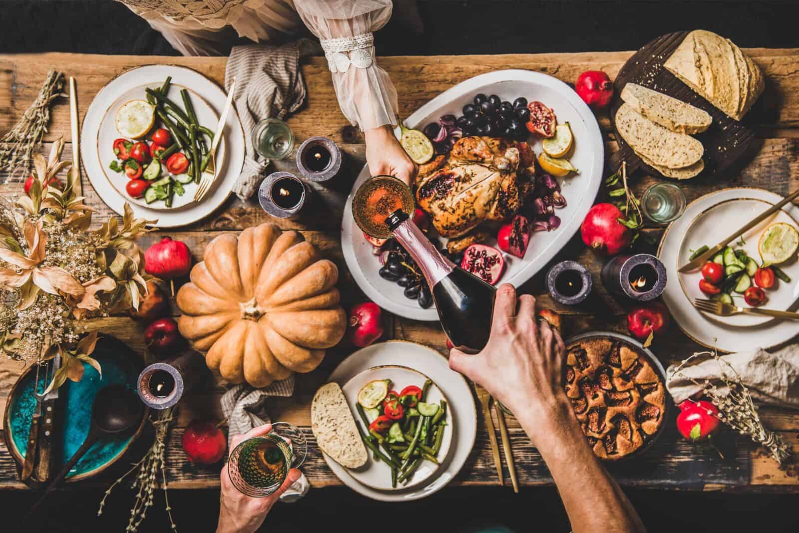 thanksgiving table