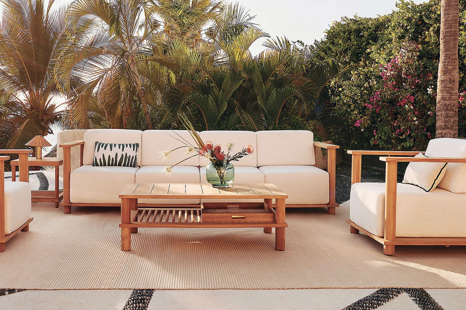 20 Best Deck Furniture Ideas to Enjoy Your Sunny Days