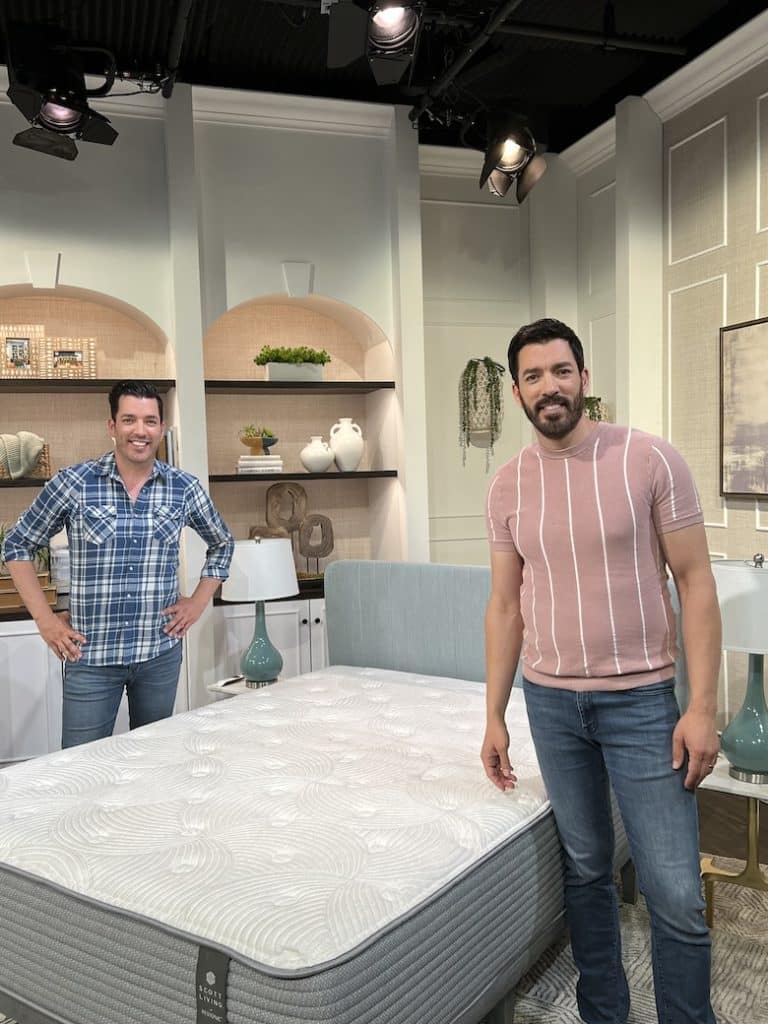 drew and jonathan scott