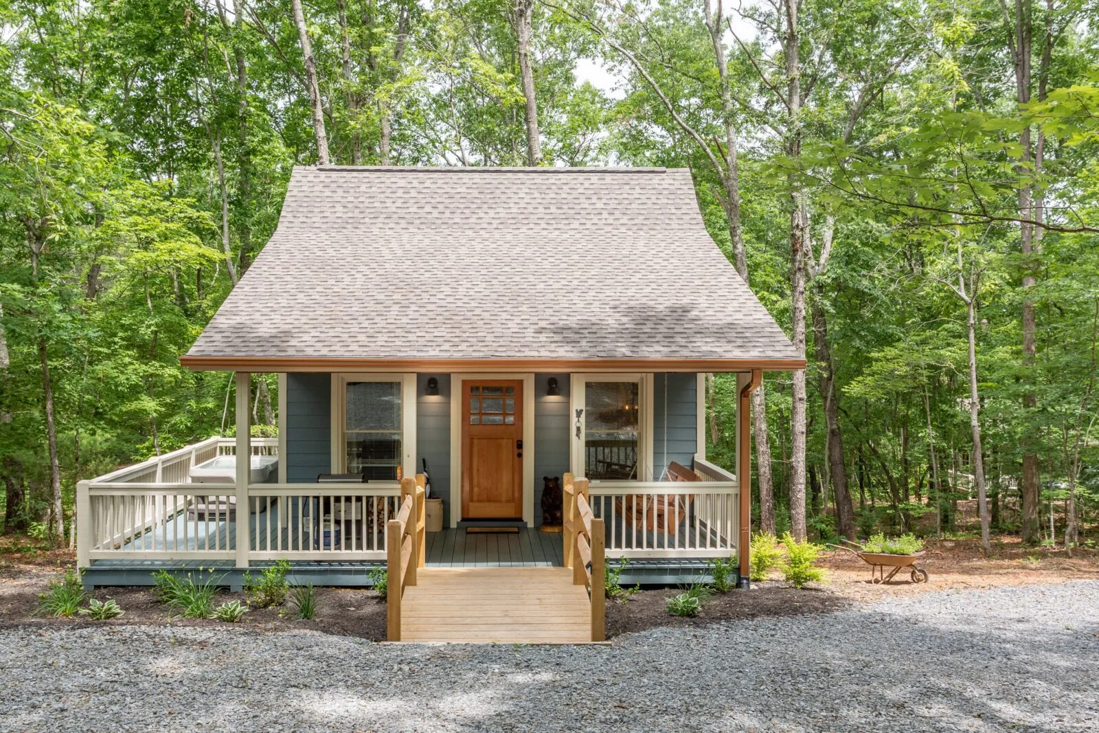 Mini Mountain Blue Airbnb Tiny Home