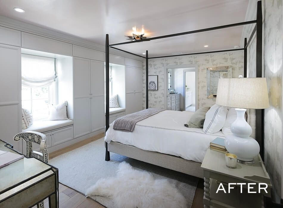 Renovated bedroom with four-poster bed and mirrored doors