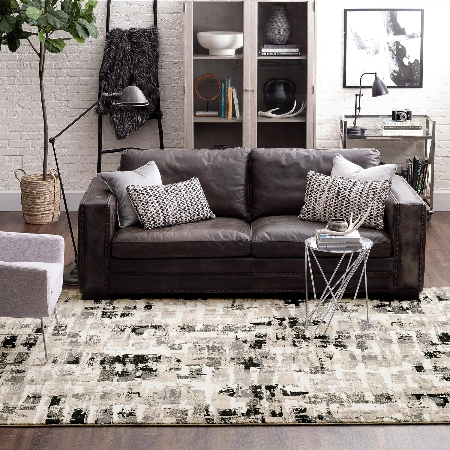 Scott Living Provenance Black Area Rug, 5' 3