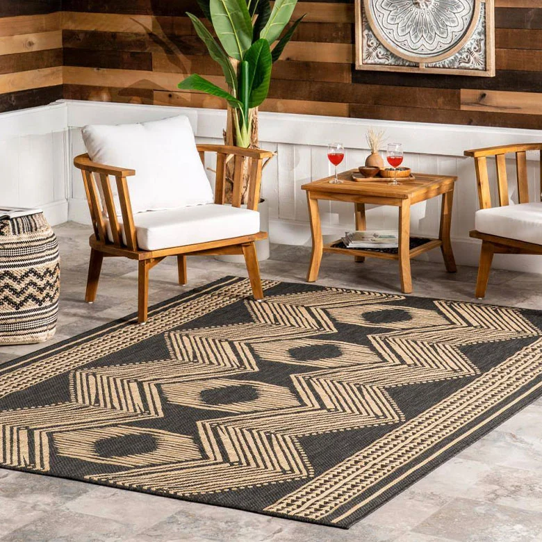 20 Best Area Rugs for Outdoor Spaces, From the Patio to the Porch