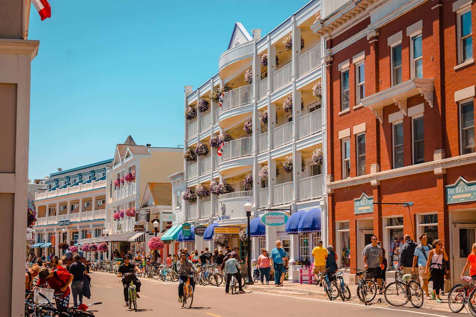 mackinac island, michigan bikeway