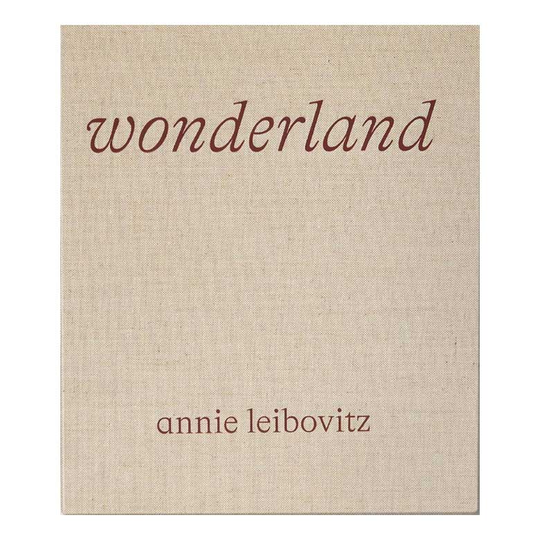 annie leibovitz photography book wonderland