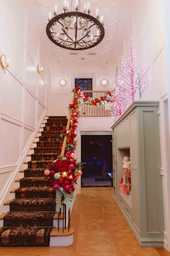 See Jonathan and Zooey’s Christmas Decorations at Their House