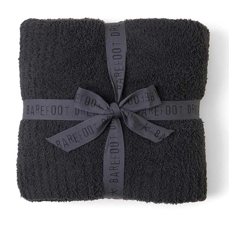 barefoot dreams throw blanket