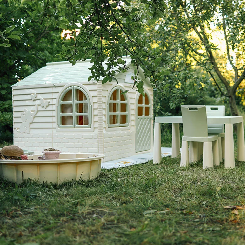 best kids outdoor playhouse for backyard fun